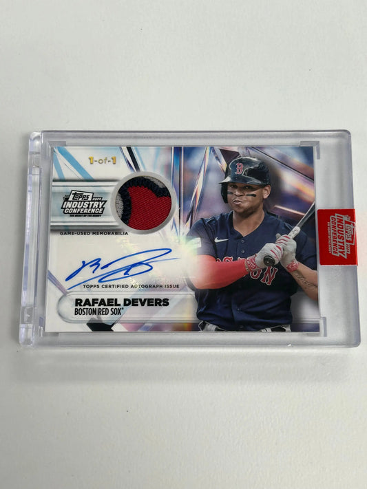 Rafael Devers 2024 Topps Industry Conference Patch Auto featuring autograph and uniform patch