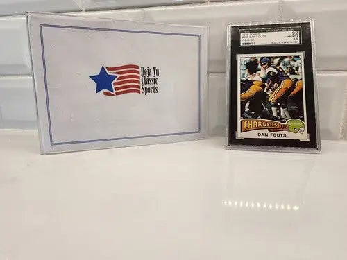 Rare 1975 Topps Dan Fouts rookie trading card from the San Diego Chargers