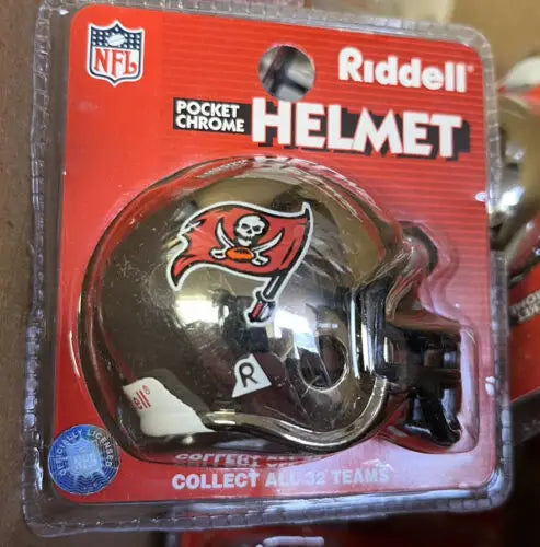 Tampa Bay Buccaneers Super Bowl Pocket Chrome Helmet by Riddell 2002 edition