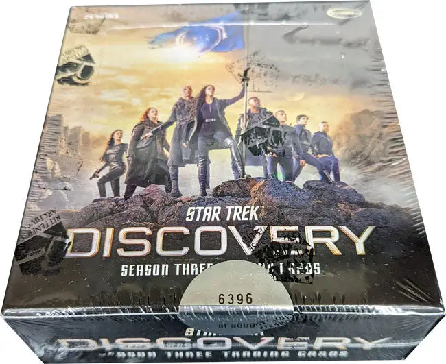 Box of Rittenhouse 2022 Star Trek Discovery Season 3 trading cards with autograph cards