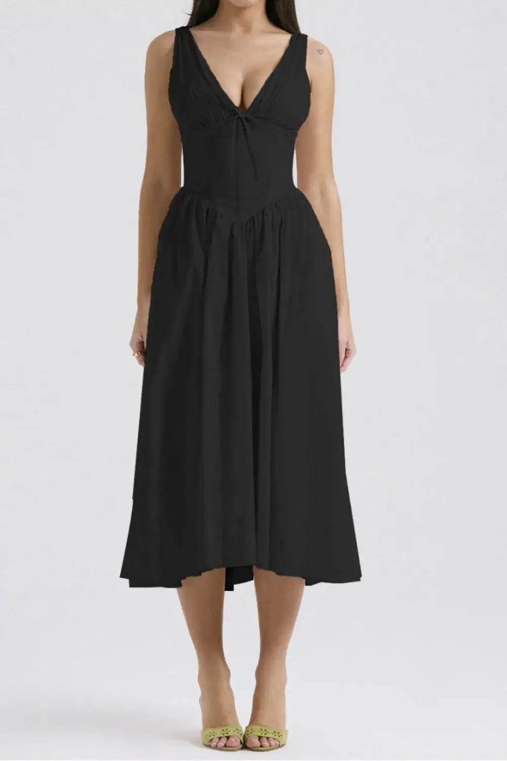 Ruched V-Neck Sleeveless Dress with Pockets - Black / S - dress