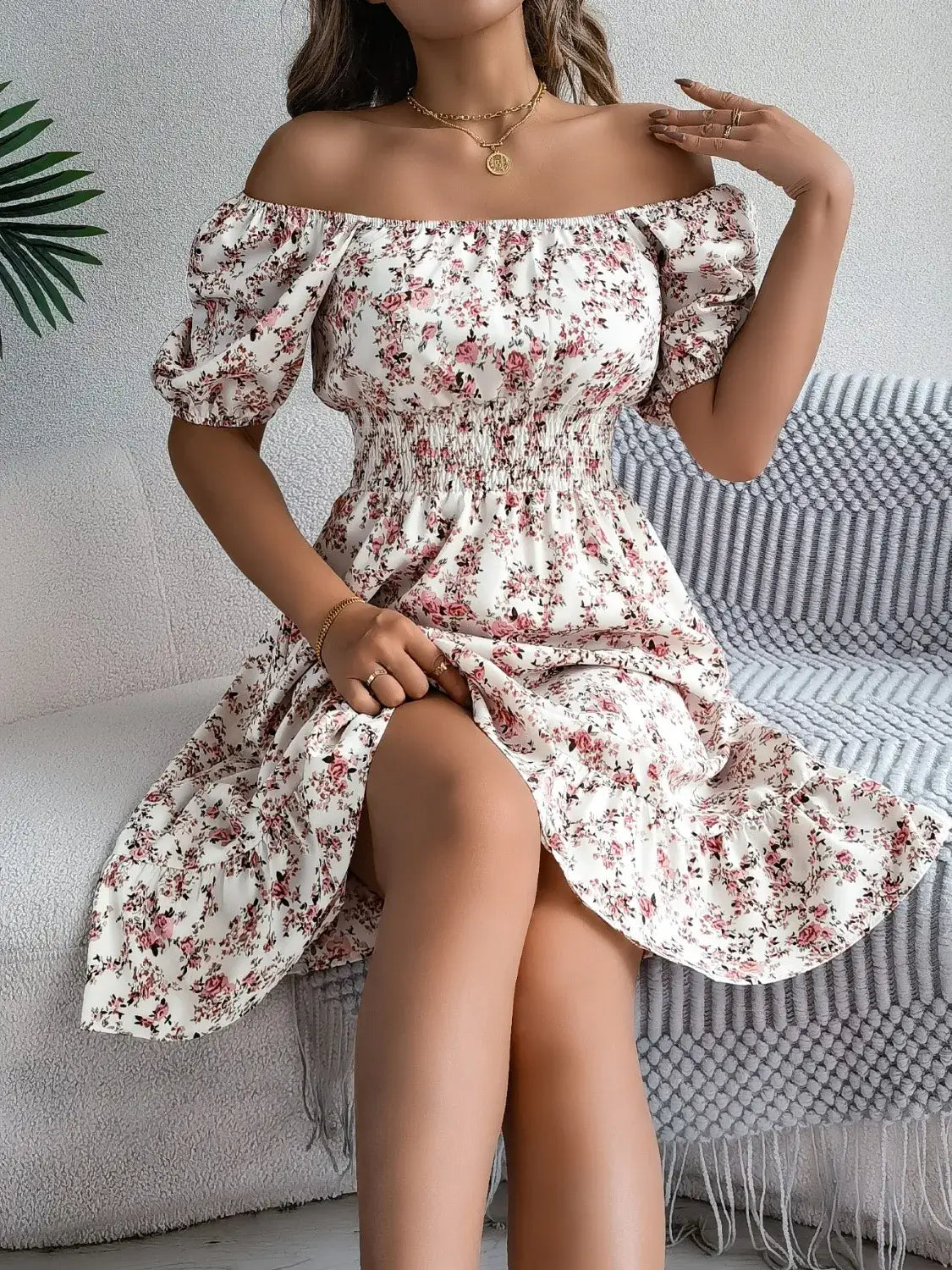 Ruffled Hem Floral Puff Sleeve Dress - Cream / S - dress