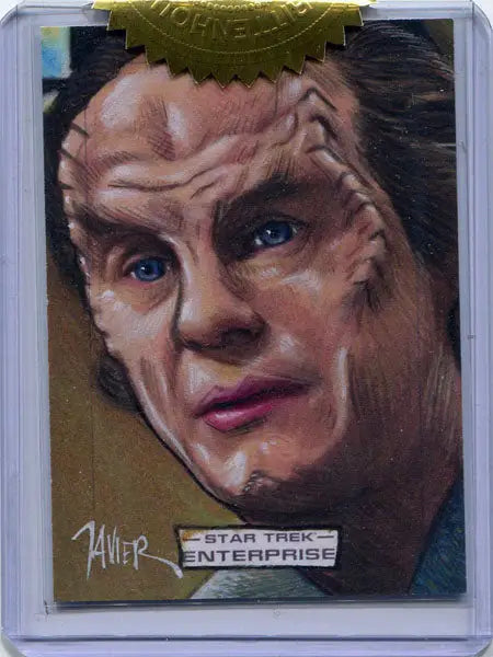 Portrait of an alien character with blue eyes in Javier Gonzalez’s Star Trek sketch card