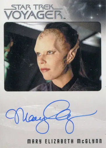 Star Trek Voyager trading card featuring Mary McGlynn as Daelen with blue autograph