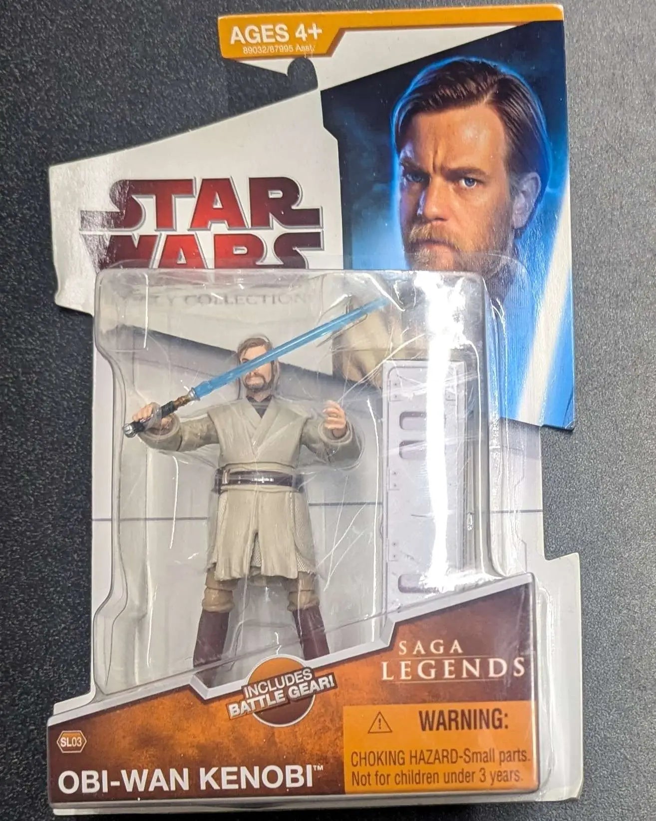 Star Wars Legacy Collection Saga Legends Obi-Wan Kenobi action figure with blue lightsaber