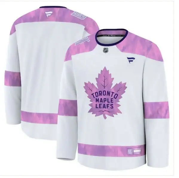 White Toronto Maple Leafs 2024 Hockey Fights Cancer Practice Jersey with pink accents