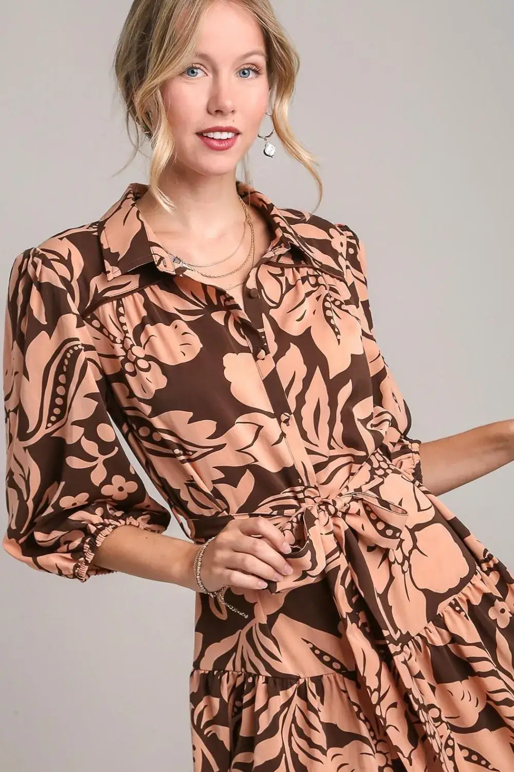 Umgee Full Size Two Tone Floral Print Puff Sleeve Tie Waist Dress Plus Size - Brown / S