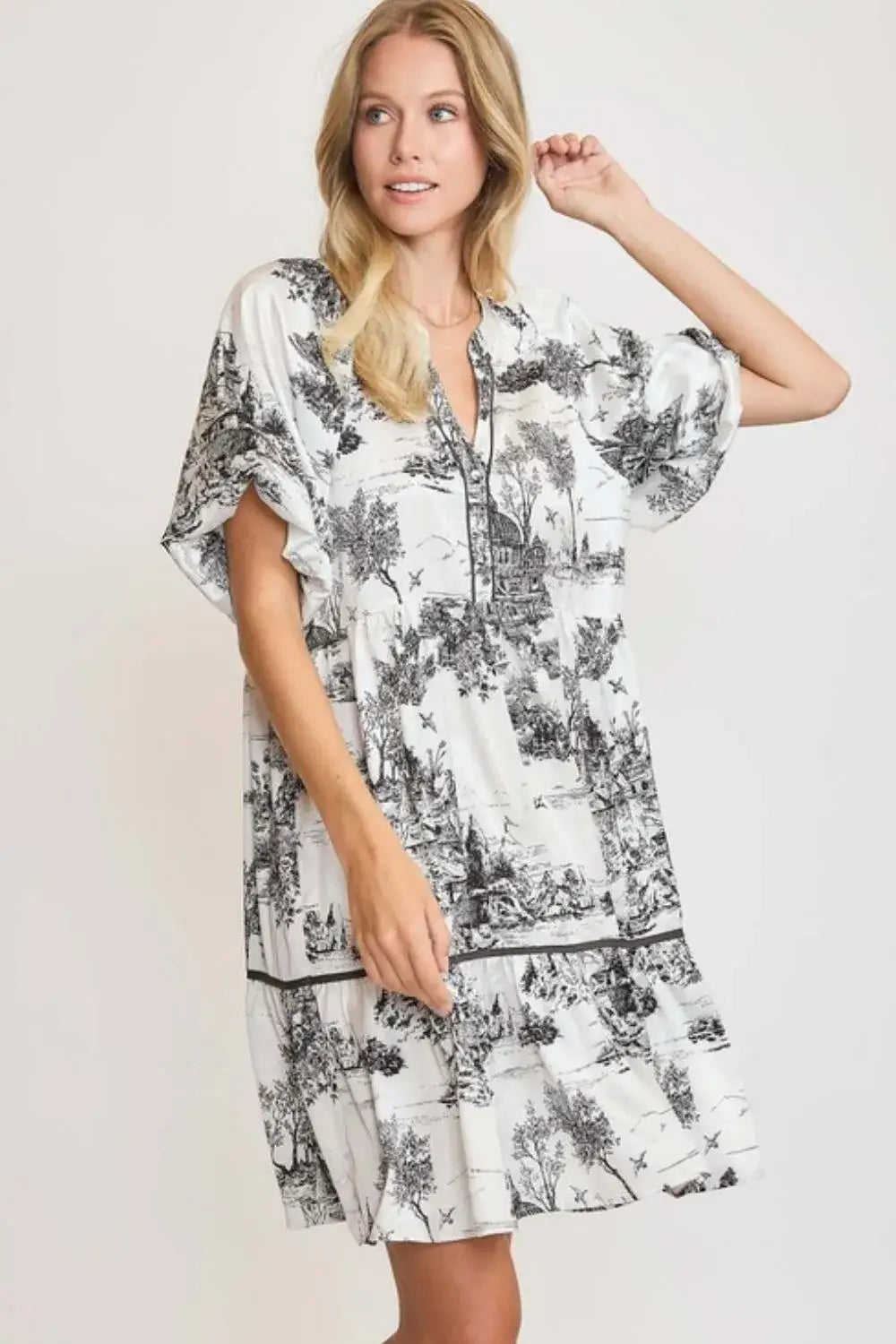 Umgee Full Size Two Tone Landscape Print Dress Plus Size - Black / S