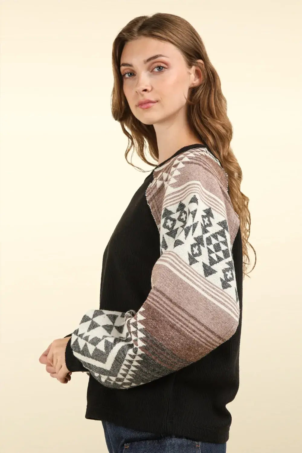 Black geometric printed long sleeve knit top with round neck from VERY J