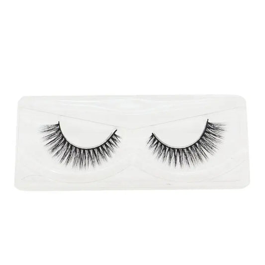 Visionary Lashes false eyelashes with cotton band in clear tray for full volume look