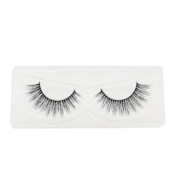 Visionary Lashes false eyelashes in clear plastic tray for full volume look