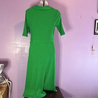 Green ribbed knit maxi dress with short sleeves and collared neckline for women
