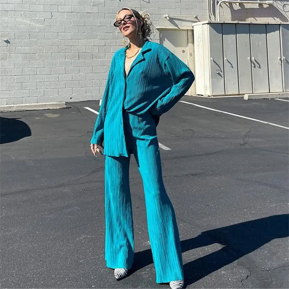 Women tracksuits shirt with long pants two-piece set in teal plissé perfect for business days