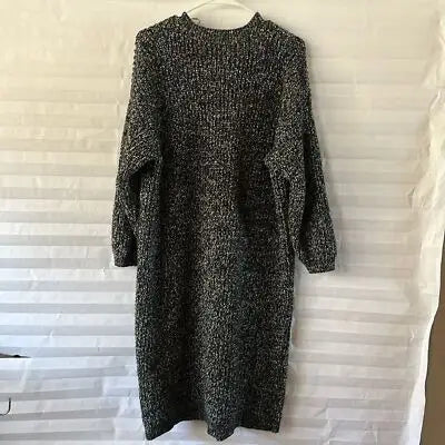 Black and white speckled knit sweater dress in size small from Zara Women’s collection